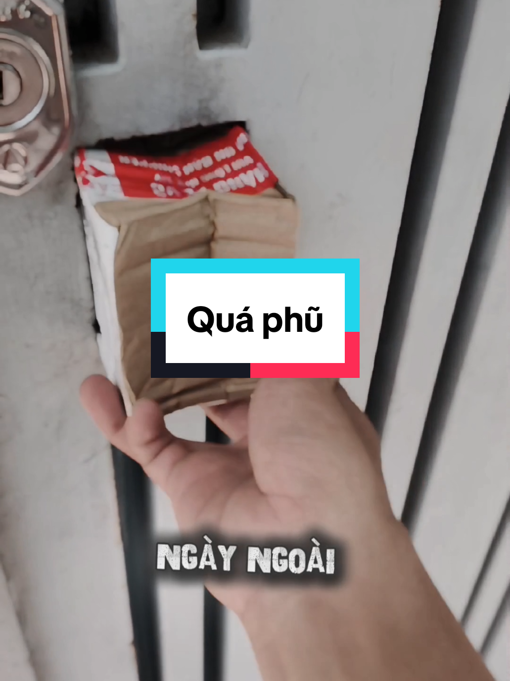 Lấy tiền !!!!#anhhaimocute #cuocsongshipper #anhlaygilochotui#shipperlife #shipper 