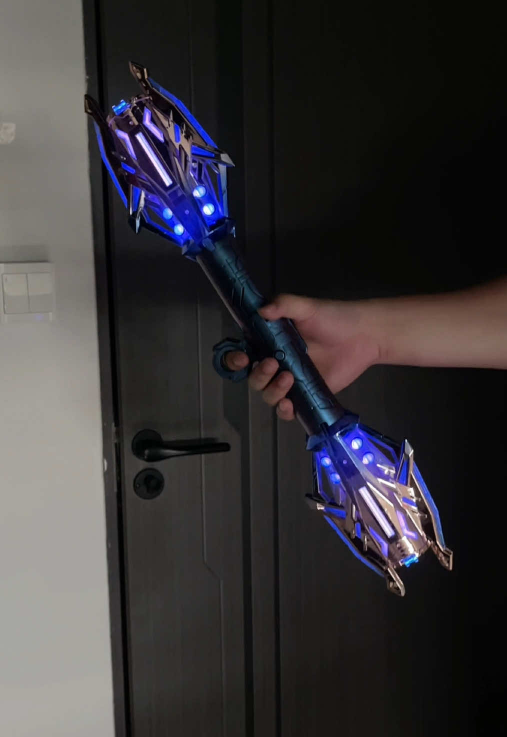 I will be very happy to receive my son's birthday present#childrentoys #toys #TikTokShop #lightsword #cool #ThunderStarlightSword 