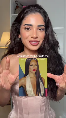 this is the silkiest my hair has EVER been…OMG 😍 #straighthair  Corset: @Oh Polly  heatprotectant: @K18 Hair oil & @Maria Nila dry spray  finishing oil: @Pureology  straightener: croc premium flat iron