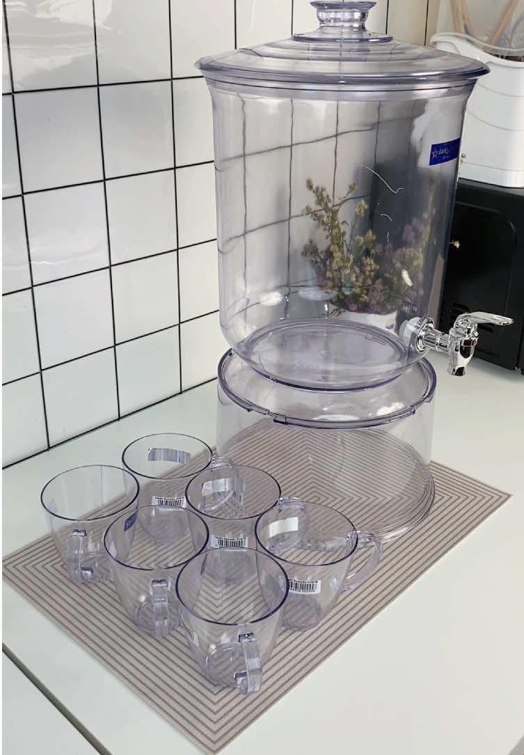 Dispenser andalan kalo lagi ada acara penting😍✨ #luckyhome #perabotan #peralatanrumahtangga #peralatandapur 