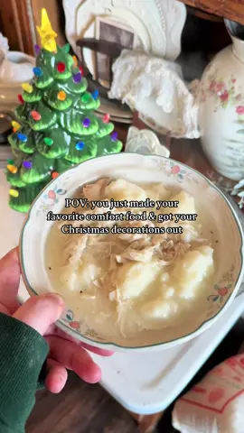 The best day🥰 #vintagedecor #thriftfinds #vintagevibes #vintagechristmas 