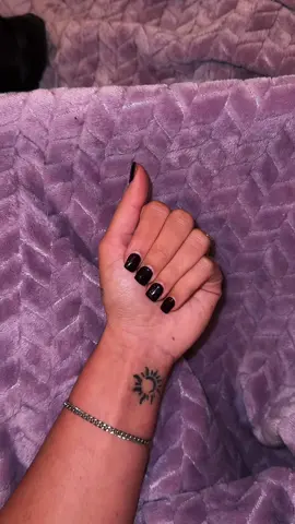 I can’t pick which one I like more 😭😩 #tiktokshopblackfriday #tiktokshopcybermonday #tiktokshopcreatorpicks #viralontiktokshop #creatorpicksambassador 