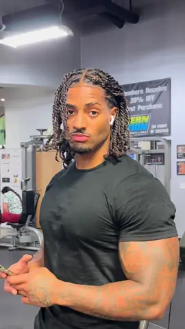 Without discipline, your goals are nothing but dreams. #lockin #cardio #gymtransformation #fyp #GymTok 