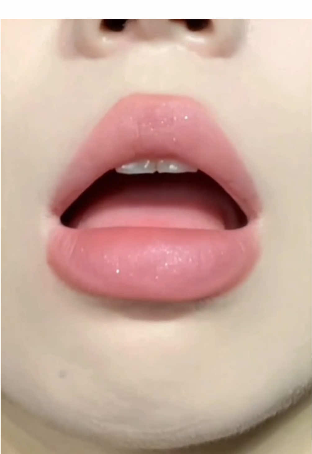 🌌✨ GIRLCULT HERBAL COMPENDIUM LIPSTICK – #S03 GALAXY GRAY-PINK! ✨🌌 💄 $22.99 for a sophisticated gray-pink infused with micro-shimmer – a shade that balances cool-toned elegance and ethereal glow, perfect for creating that high-intellect winter aesthetic! #Girlcult #HerbalCompendium #CBeautyMall #CBeauty #GrayPink #OliveSkinMakeup #WinterLips #nomakeupmakeup #fyp #musthave #halloween 