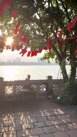 Cuối Thu #muathuhanoi #phutayho #hotay #metrohanoi #Badinh 