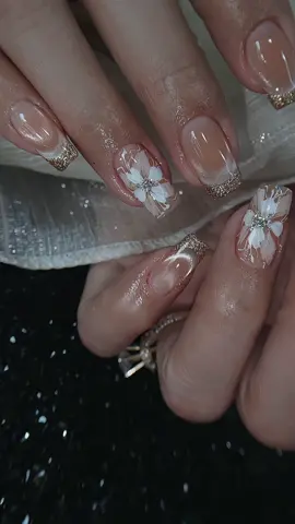 Neo có 🌸🌸🌸🌸#nails #xuhuong #xuhuongtiktok #nailxinh 