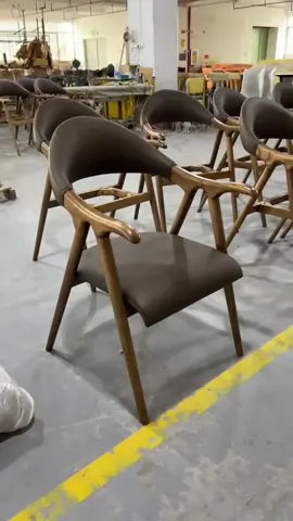 Nội thất gỗ tự nhiên bọc nệm giá tốt tại xưởng #noithat #furniture #ghe #banghe #ghego 