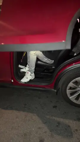 Bro hit his head 😭😭😂@Gq_btg 