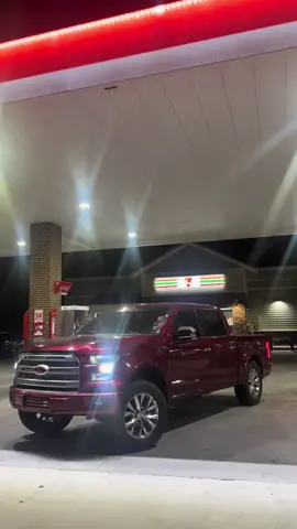 Crank this b from a mile away with a remote starter #justastocktruck #ecoboost #🤫🤫 #trucksoftiktok #boosted 