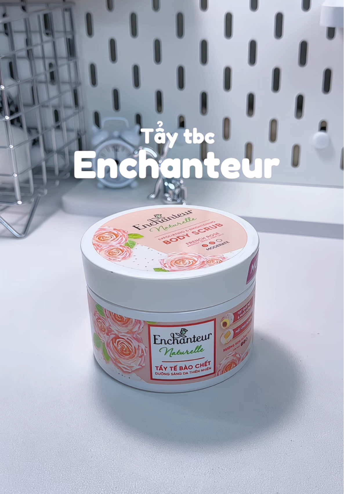 Tẩy tbc Enchanteur vừa thơm vừa mịn #taytebaochetbody #enchanteur #duongdabody #foryou #xh 