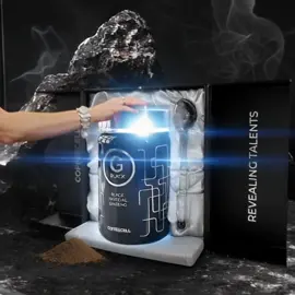 #PixVerse  👑 Khám Phá Hắc Sâm Hoàng Đế Coffeecell 👑 TIẾT LỘ TÀI NĂNG (REVEALING TALENTS) Cùng HẮC SÂM HOÀNG ĐẾ 12 NĂM TUỔI! 🖤✨ 👉Bạn đã sẵn sàng bước vào một đẳng cấp mới của sự tinh hoa và năng lượng chưa? 💚Video là sự mở hộp đầy ấn tượng cho sản phẩm G BLACK Imperial Ginseng – tinh hoa của thương hiệu Coffeecell. Đây không chỉ là một sản phẩm, mà là một tuyên ngôn về phong thái và trí tuệ đỉnh cao. 👑 Tại sao G BLACK là lựa chọn Hoàng gia?  ✅Tuổi Đời 12 Năm: Đây là loại Hắc Sâm Hoàng Đế được ủ và chế biến từ những củ sâm quý hiếm có tuổi đời lên đến 12 năm. Thời gian này giúp tích lũy một lượng dưỡng chất và Saponin cực kỳ dồi dào, mang lại hiệu quả vượt trội so với sâm thông thường.  ✅Công Thức Tối Ưu: Trải qua quy trình chế biến đặc biệt, G BLACK được biết đến với khả năng hỗ trợ sức khỏe toàn diện, tăng cường sinh lực, và đặc biệt là hỗ trợ chức năng chống oxy hóa mạnh mẽ.  ✅Nguồn Năng Lượng Đẳng Cấp: Giống như cô gái lộng lẫy trong video, G BLACK giúp bạn tự tin toả sáng trong mọi sự kiện, duy trì sự tỉnh táo và tập trung cao độ, giúp bạn 