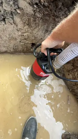 Battery powered!! Insane it works so well too! #ceoofconstruction #concrete #pump @Milwaukee Tool 