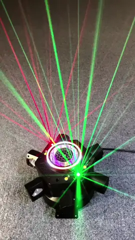 Lampu Panggung RGB,,  terdapat 3 pilihan fokus tengah,, 4 LED - 6 LED dan KALEIDOSKOP #lampupanggung #lampudisco #fyp 