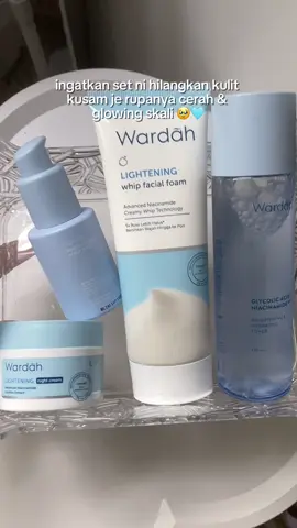 paling murah and paling menjadi ! love sangat set biru wardah ni 🩵✨ #wardah #wardahofficial #wardahskincare #brighteningskincare #fyp 