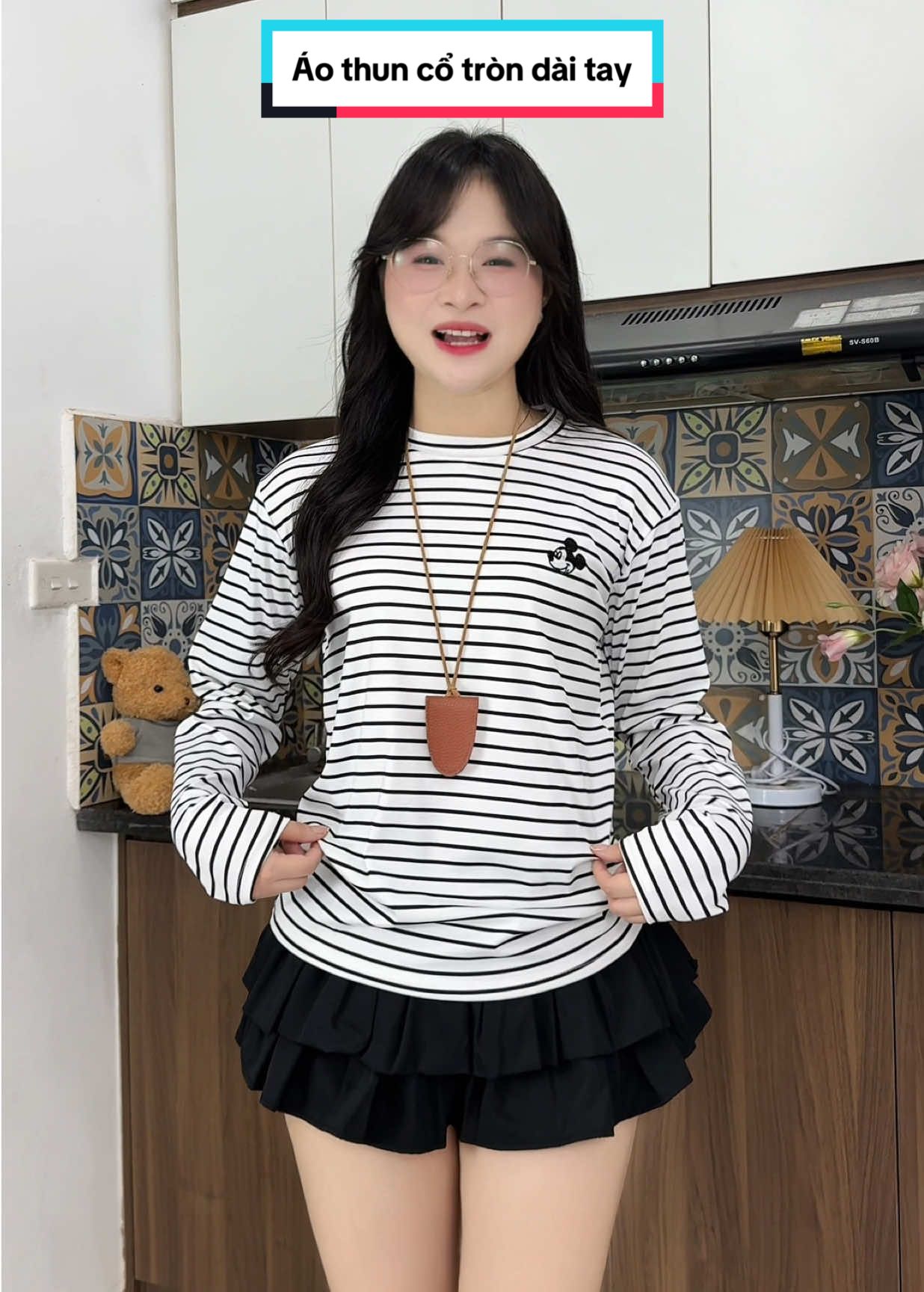 Áo thun xinh lắm nèeee  #aothun #aothunkengang #aothunmickey #xuhuong #cogaimattit 