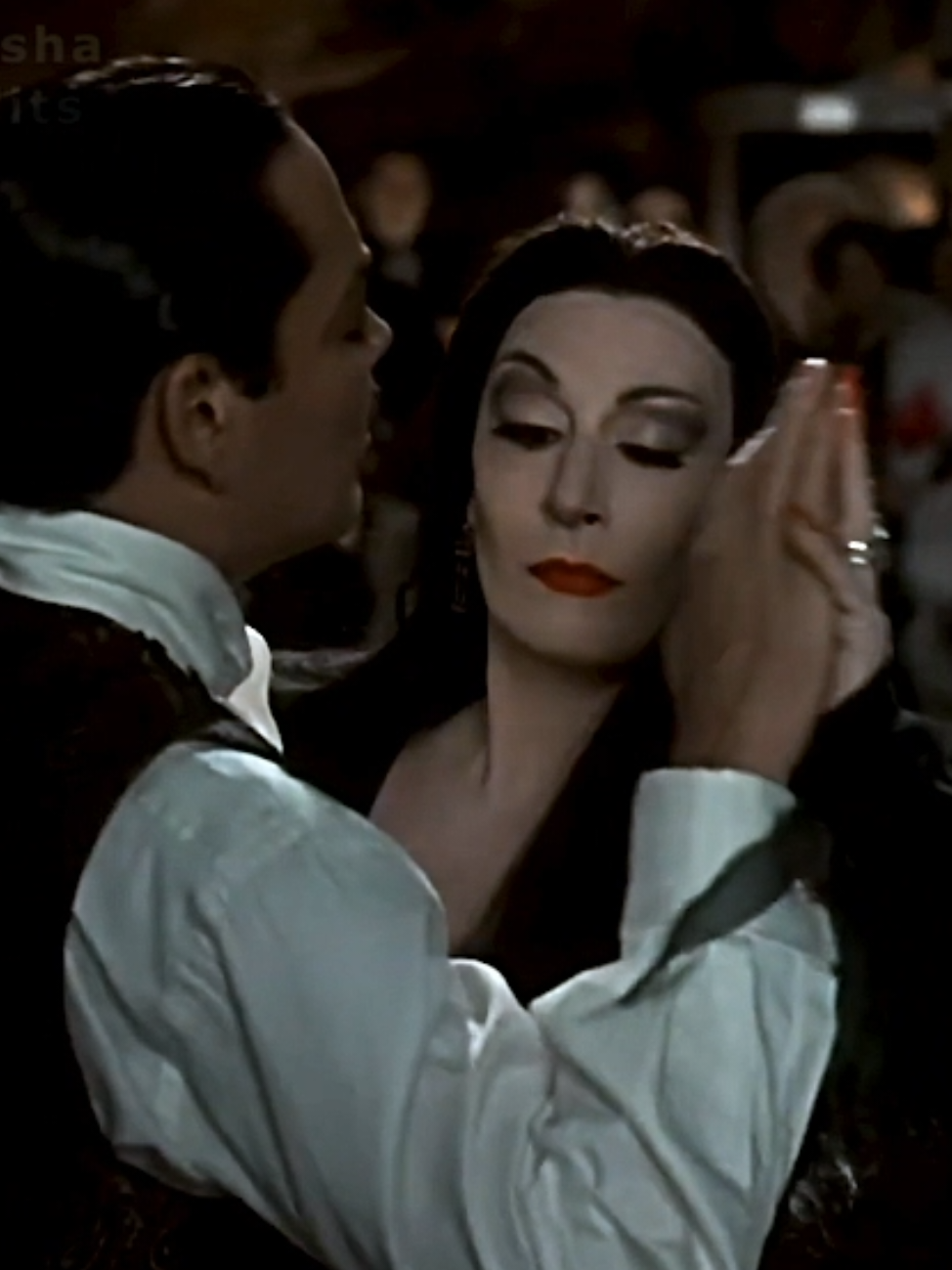 Morticia and Gomez 🖤   // Addams Family Values (1993) #morticiaandgomez #addamsfamily #couplegoals #movieedit #theaddamsfamily 