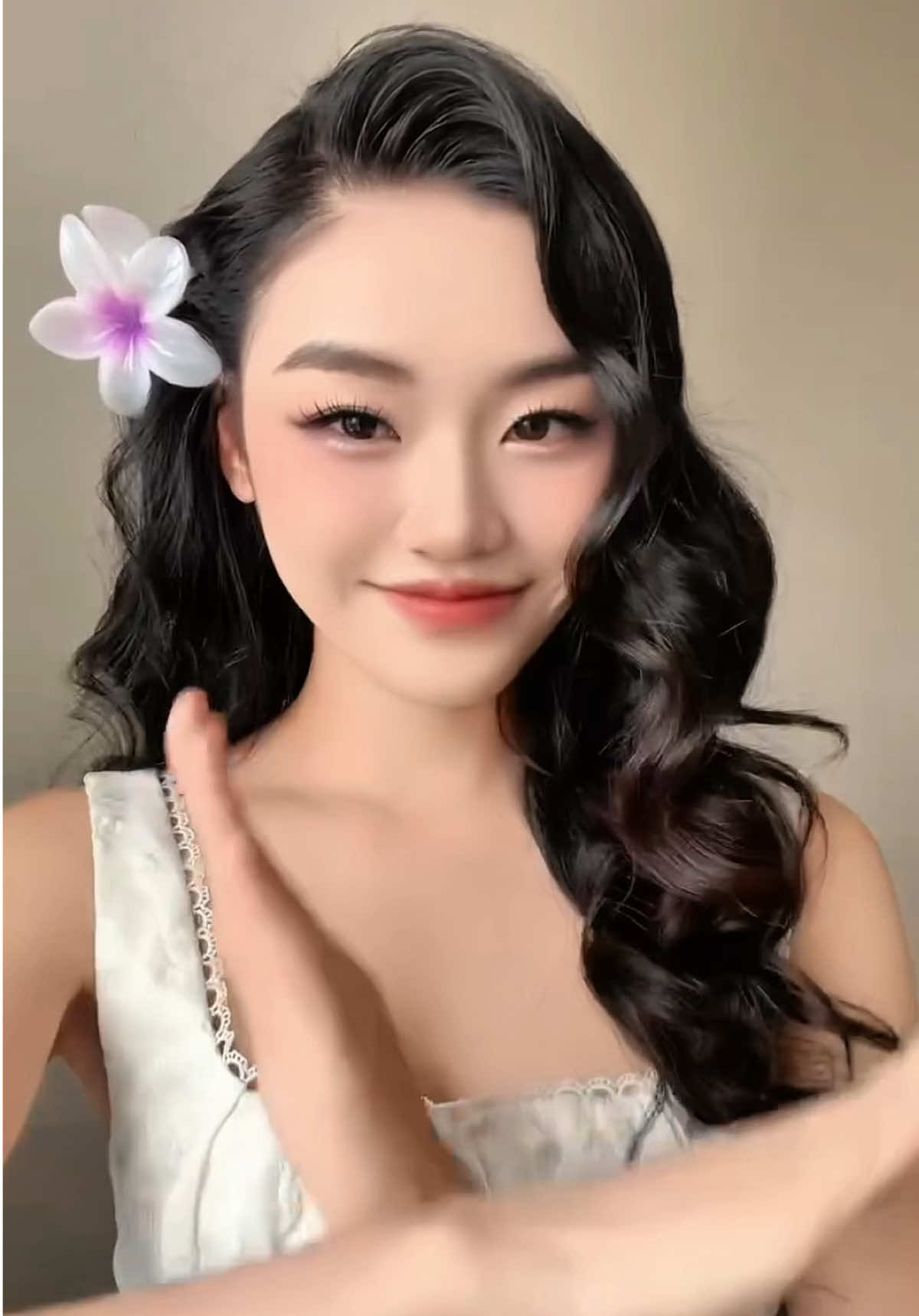 Buổi sáng năng lượng nhé cả nhà 💝🔥 #NguyenThiYenNhi #MissGrandVietnam2025 #MISSGRANDVIETNAM 