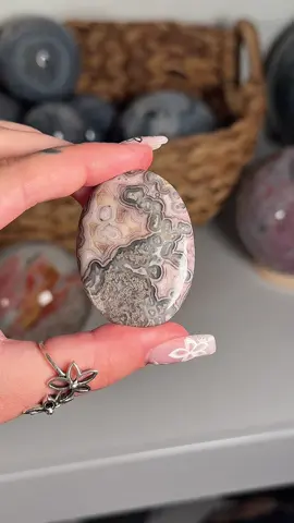 Beautiful order, Thank you Kristen💖✨ #crystals #crystalshop #crystaltok #crystalcommunity #crystalorderpacking 