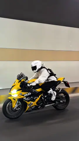 #ducati #lovely #cutegirl #bikergirl #arai 