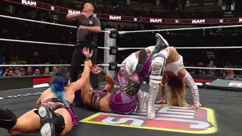 CHAR-LEXA HITS THE DOUBLE NATURAL SELECTION CHAR-LEXA RETAIN THE WOMEN'S TAG TITLES! #charlotteflair #alexabliss #rawonnetflix #WWE #wwefan 