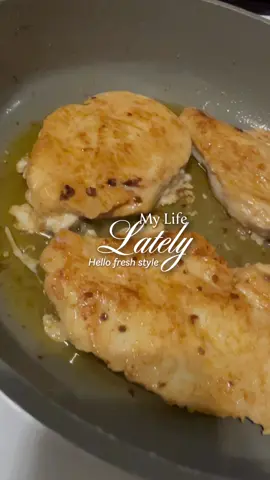 #hellofreshpartner @HelloFresh US  Easiest way to get a healthy meal that takes little time and clean up. So yummy. The meat and sauces are the best. Can't go wrong. Use my code HF-0270 and link below https:// www.filify.co/SHBnr get Up to 10 free meals plus free breakfast for life #Foodie #fooddelivery #homemademeals #dinners 