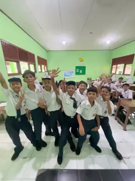 netuzaaaa#1987 #7Aalbase #netuza #kelass#asyik