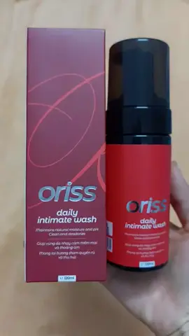 ❤️❤️ Dung dịch vệ sinh nữ dạng bọt Oriss daily❤️❤️ 👉Có thiết kế  dạng bọt mịn để vệ sinh vùng nhạy cảm 👉Dùng vệ sinh, giúp làm sạch nhẹ nhàng, khử mùi hôi, duy trì độ ẩm, độ cân bằng PH cho da 👉Bảo vệ da nhạy cảm , giúp ngăn ngừa vi khuẩn gây nấm ngứa 👉Hương nước hoa quyến rũ, lưu hương 4- 6 tiếng mang lại cảm giác tự tin cho chị em phụ nữ #dungdichvesinh 