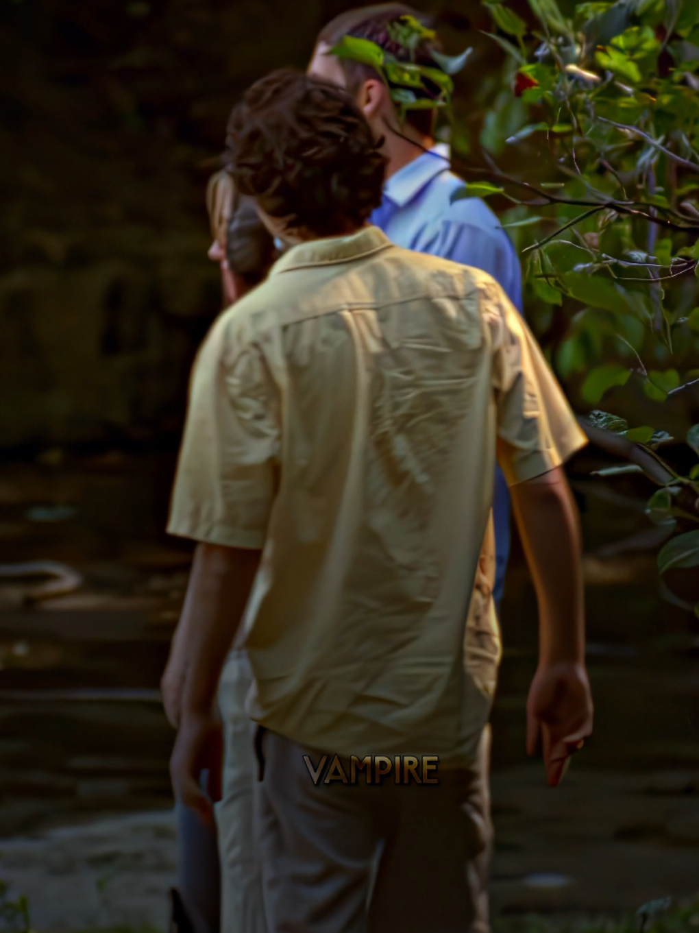 #WRONGTURN || Chris or Scott? #chris #scott #ae_vampire 