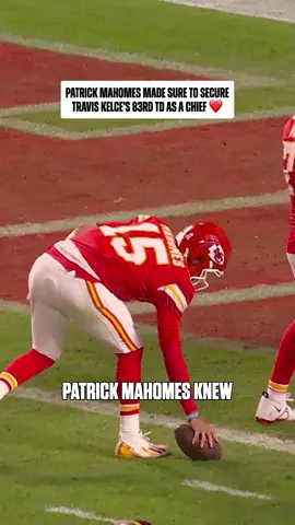 looking out for his guy 🤞 #nfl #traviskelce #patrickmahomes #kansascitychiefs @Chiefs 