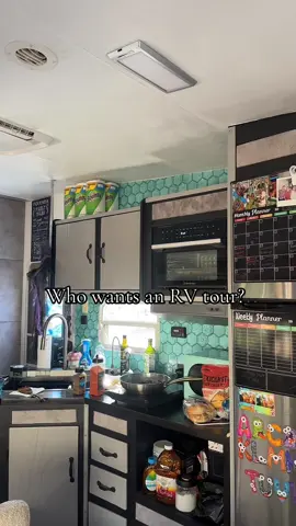 We just moved in don’t mind the mess 😭@Harmony #rvlife #fulltimerv #houseonwheels 