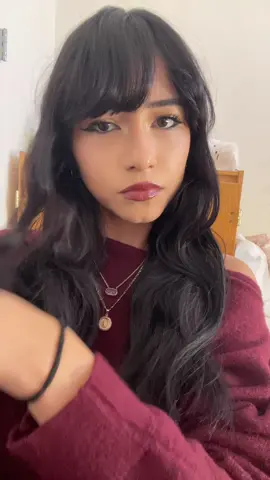 hair is looking darker that’s all that matters :3