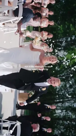 NEVER SETTLE LADIES!!!!! #themanineed #weddingexit #wedding #marriage 