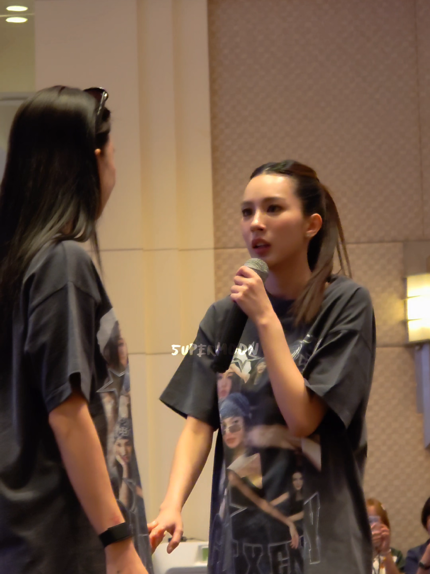 เมื่อเอนจอยให้พี่จูนเต้นไก่ย่างให้เจแลนด์ดูอีกรอบ แต่เสียงในหัวพี่จูนไม่ใช่เพลงไก่ย่าง 55555 #EnjoyJune #เอนจอยจูน #Enjoyyotdr #Junenannirin 