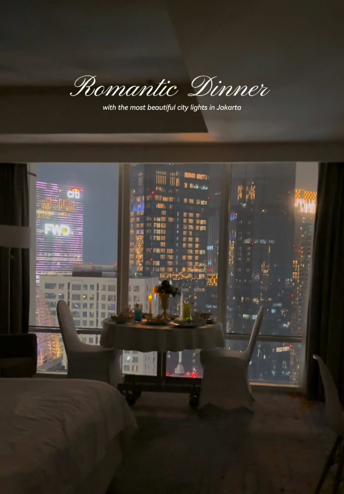 romanticizing myself with romantic dinner in my room!🌺🤍 @Official HARRIS fX Sudirman  #staycation #romanticdinner #PlacesToVisit #jakarta 