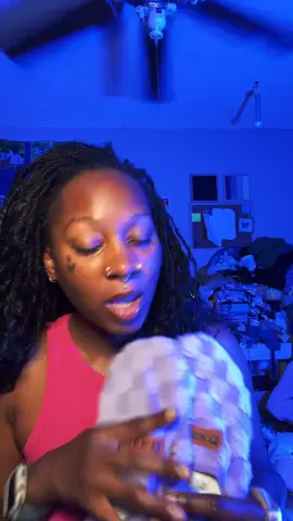 #tiktoklive love love love these slippers. I’m absolutely obsessed! Want all the colors!!! #SweetLifeOfHoneyB🍯🦋 #influencer #RoadTo25k #TikTokShopCreatorPicks 