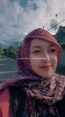 Gak sah bahas kenanganku mas 🫣😜🫶🏻💔 #berandatiktokfyp #viralvideo #viral #trik #CapCut 