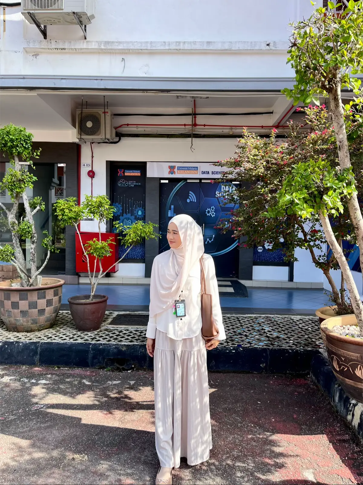 Senyum sikit je 🙂#fyppppppppppppppppppppppp 