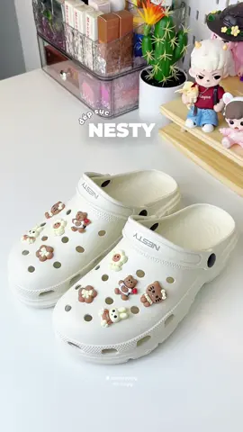 dép sục nam nữ nhà NESTY mang đi học , đi chơi đều đẹp 😍 #depsuc #depsucnamnu #nesty #review #thaothichriviu 
