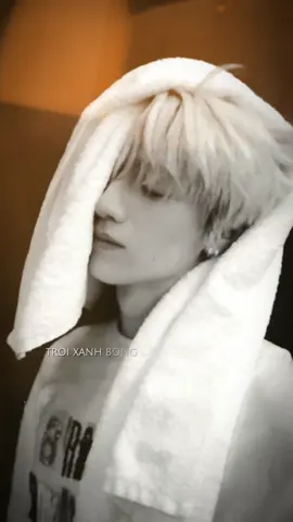 Chu đẹp trai update weibo: 