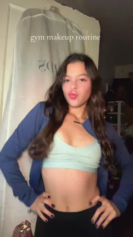 if you feel pretty you’ll feel good :) 💪🏼🩵  @tarte cosmetics @Huda Beauty @loréal paris usa @Patrick Ta Beauty @NYX Professional Makeup @e.l.f. Cosmetics #gym #makeup #routine 