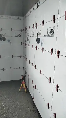 ốp gạch bằng ke căn bằng 