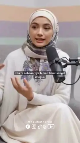 Nasihat Kerja | Kalau di tempat kerja, bila orang pilih mengata, lebih baik kita pilih diam. Sebab Allah selalu tunjuk siapa yang di pihak benar cuma waktunya penuh hikmah. #nasihatharini #motivasi #fyp #kerja #stress 