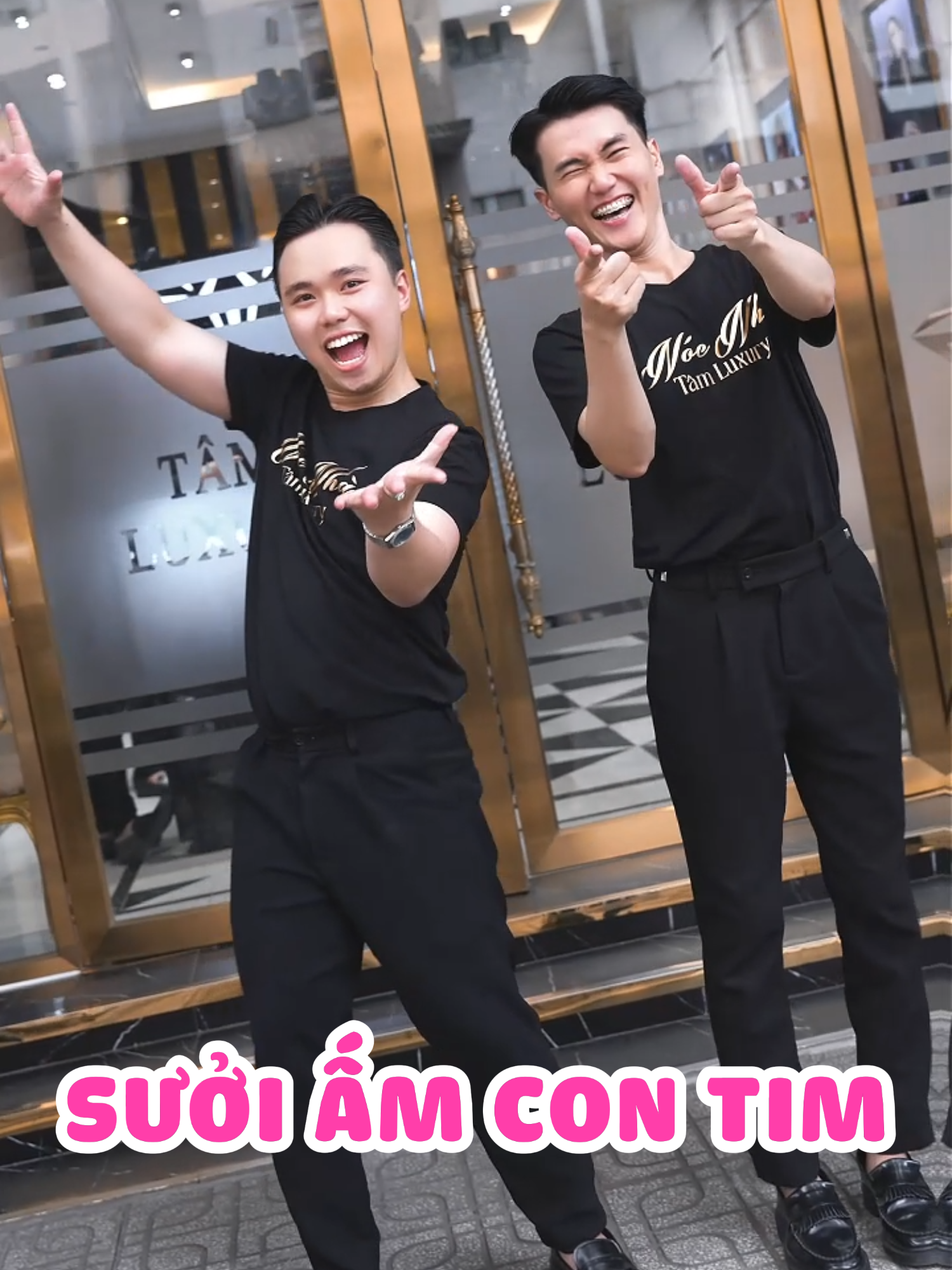 RIẾT RỒI KHÔNG BIẾT ĐI LÀM HAY ĐI NHẢY NỮA @vothanhhien.92 @tamluxurystory @nocnhatamluxurychannel #tamluxury #nocnhatamluxury #tamluxurydiamondjewelry #vothanhhien #tiktokawardsvn #kimcuongthiennhien💎 #Tamluxurydiamond #Tamluxury #fyp