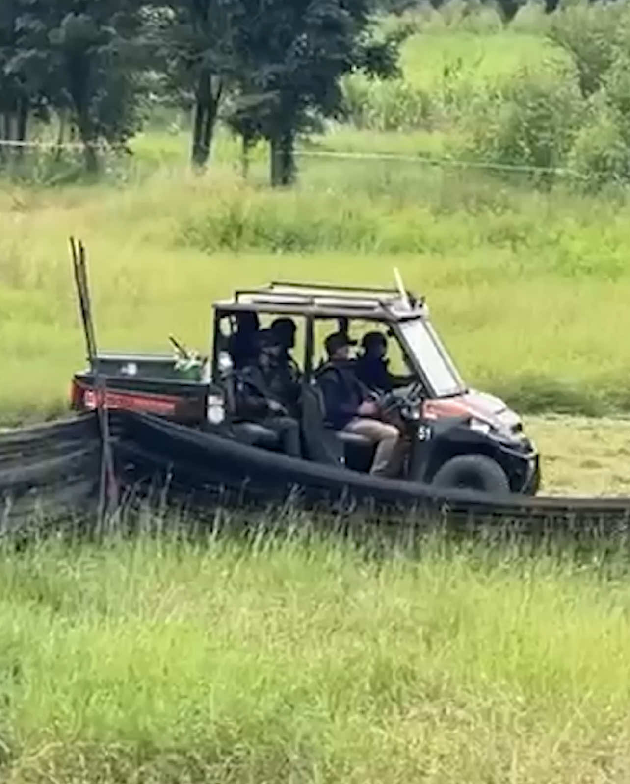 ក្រោយបង្កើតកិច្ចព្រមព្រៀងសន្តិភាព កម្ពុជាដកទ័ពដកសព្វាវុធ ឯថៃបែរជាដាក់ទ័ពបញ្ជូនគ្រឿងចក្រចូលមកឈូសឆាយដីកម្ពុជាបន្ថែមនៅភូមិជោគជ័យ#sbmnews 