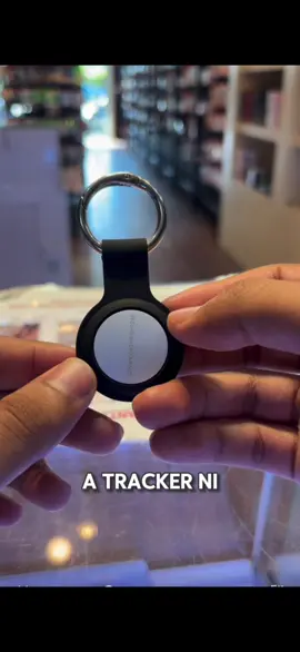 Korang yang tak tahu function air tracker ni boleh tengok video ni sampai habis ! Penting sangat air tracker ni untuk korang tapi kita ada untuk pengguna iphone sahaja #airtracker #iphone 