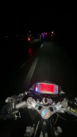 Lâu lâu ae đi dạo phố 🤣#56khanhhoa #tinhanhem #fyrシ #xh 