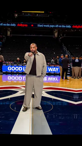 Season 15!🤩🎉 Congrats Wizards entertainment on another amazing home opener! @wizardsdancers #nbadanceteam #dancedirector #creativedirector 