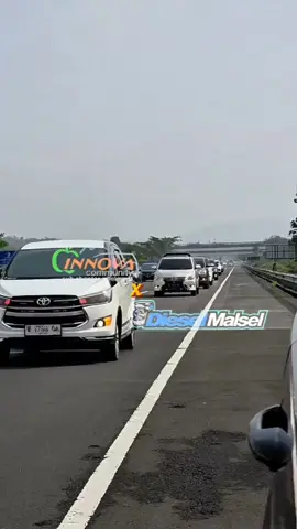 Kopdar Gabungan IC Malang x Diesel Malsel Touring & Meet up Pantai Parang Dowo #innovacommunity #dieselmalsel #innovadieselmatic #sukainnova #innovacarstyle 