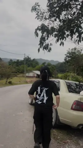 Tshirt LA 🎀#fyppppppppppppppppppppppp #thsirtdesign #bagkuning #fyp 