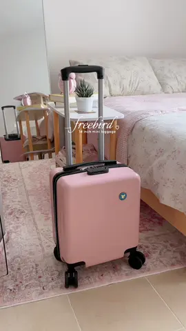 found the perfect luggage for short travels 💌 #luggage #travelluggage #fyp #viral #freebirdluggage 